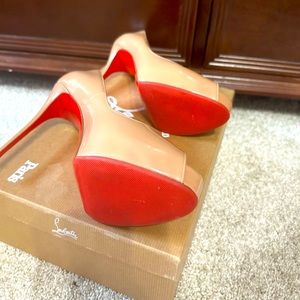Platform nude heels